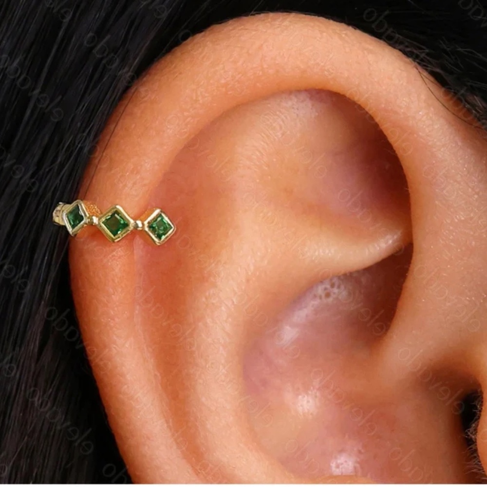 Peridot Birthstone Bezel Helix Hoop Earring